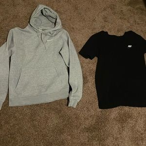 Grey Nike sweatshirt small, black Nike t-shirt small